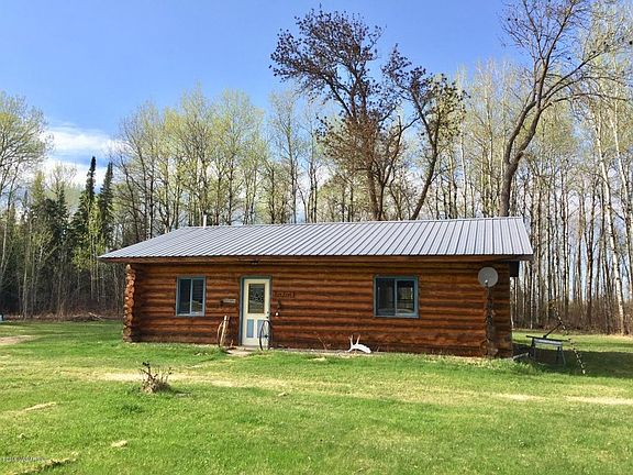 3rd image of 9582 County Road 8 NW