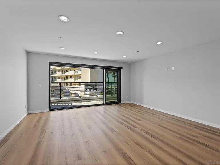 325 Citrus Ave #2 — Photo 29