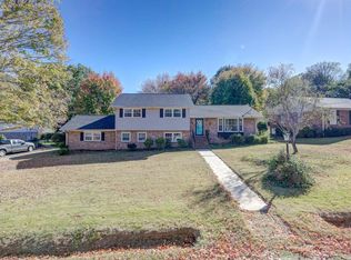 5 Beaufort St, Greenville, SC 29615