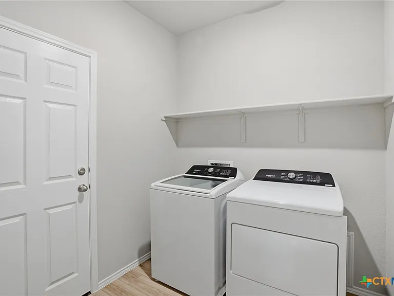 1126 Stone Valley Rd #B — Photo 17