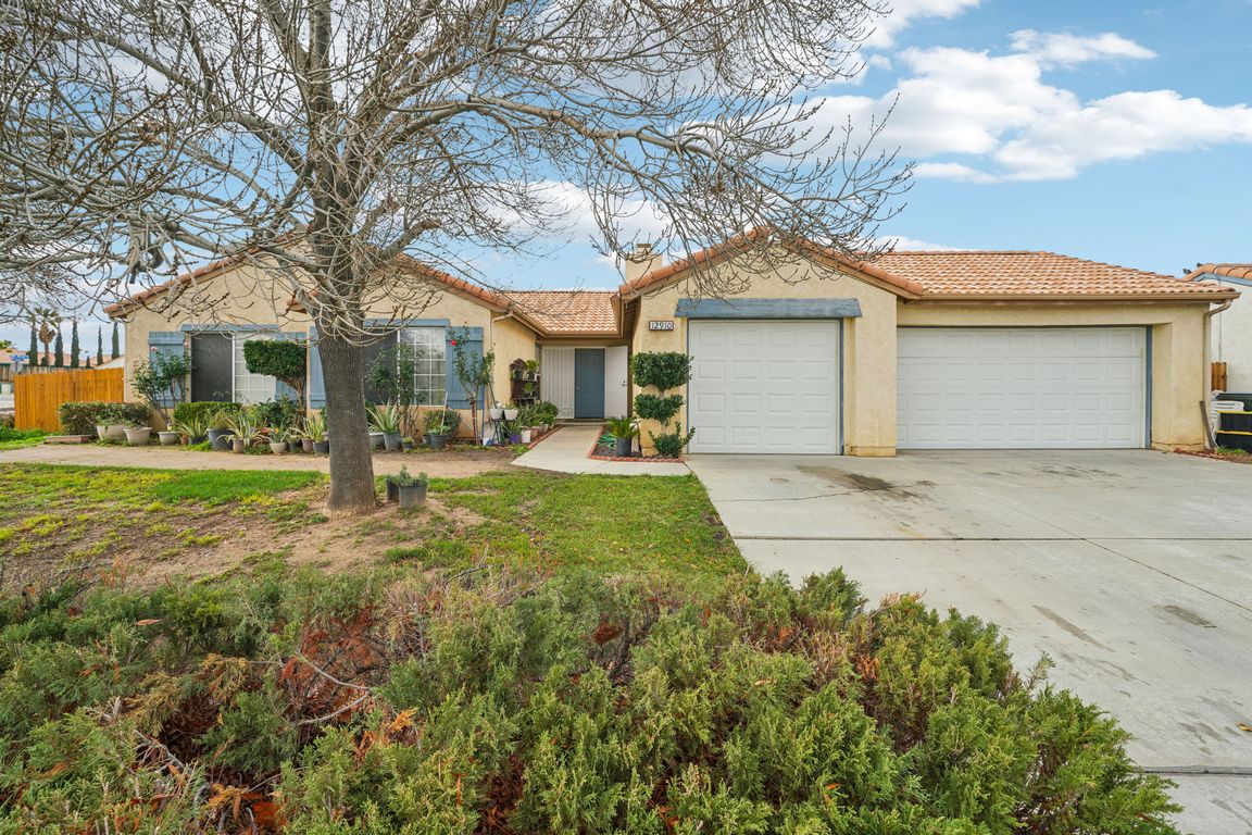 Oasis Rd-S0501-001.jpg