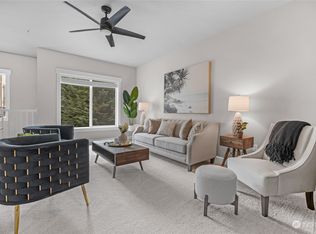 2115 201st Pl SE UNIT D2, Bothell, WA 98012