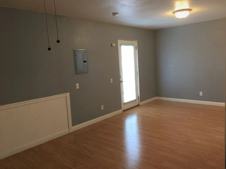 22924 Clover Spring Pl — Photo 7