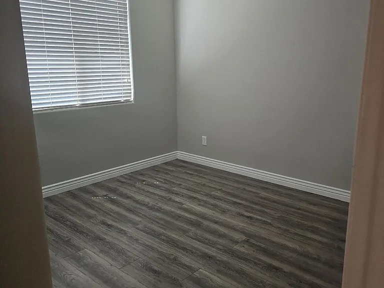 27284 N Skipping Rock Rd — Photo 11