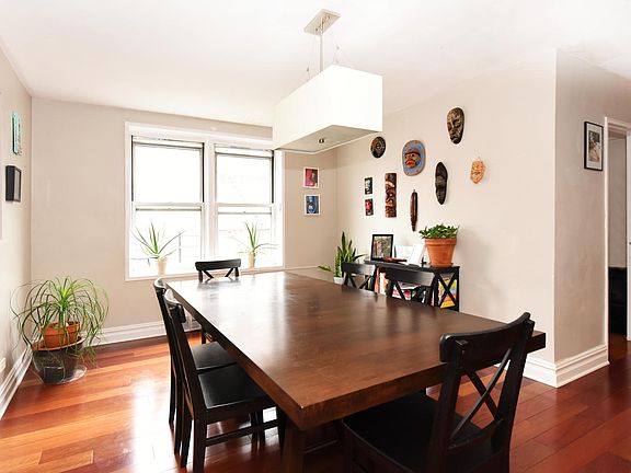 5th image of 3324 93rd St #5VW