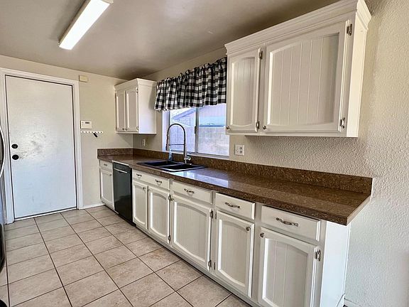3rd image of 4427 N 102nd Dr