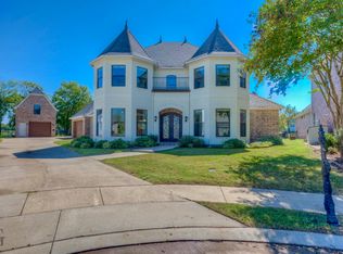 555 Canterbury Ln, Bossier City, LA 71111