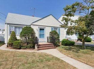 434 Fernwood Ter, Linden, NJ 07036