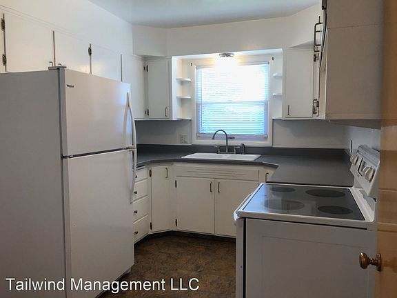 2nd image of 2407 Terry Ave