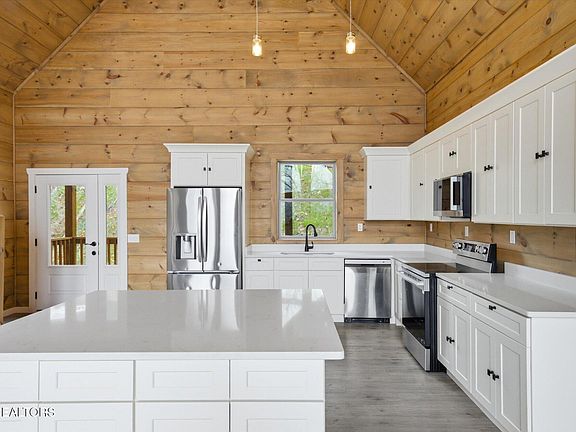 12th image of this home