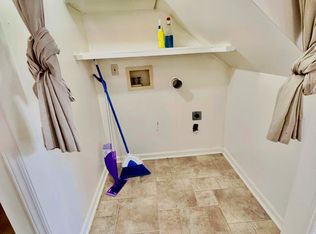 120 Montmullin St #B, Lexington, KY 40508