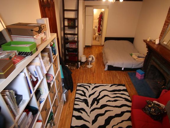 3rd image of 138 W 81st St APT 1A