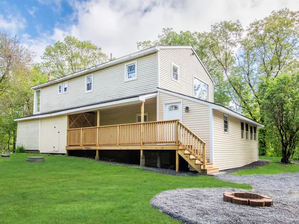 859 Ekonk Hill Road, Voluntown, CT 06384