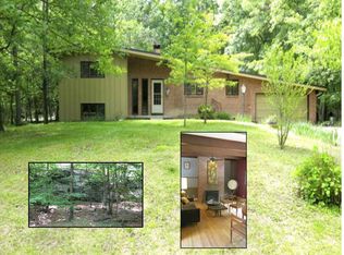 33 Park Dr, Hurley, NY