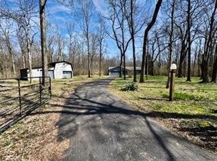 6011 E Carlton Rd, West Alexandria, OH 45381