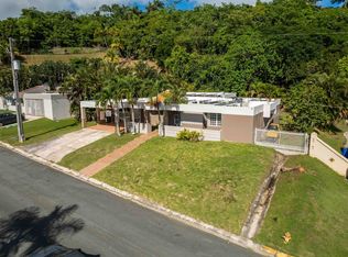 49 Yaguez #F-3, Aguas Buenas, PR 00703