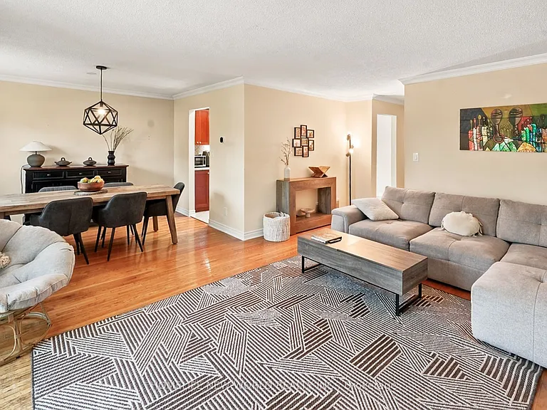 458 Appledore Cres #UPPER — Photo 15