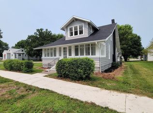 419 N Wayne St, Warren, IN 46792