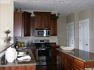 4th image of 1469 Brentfield Dr