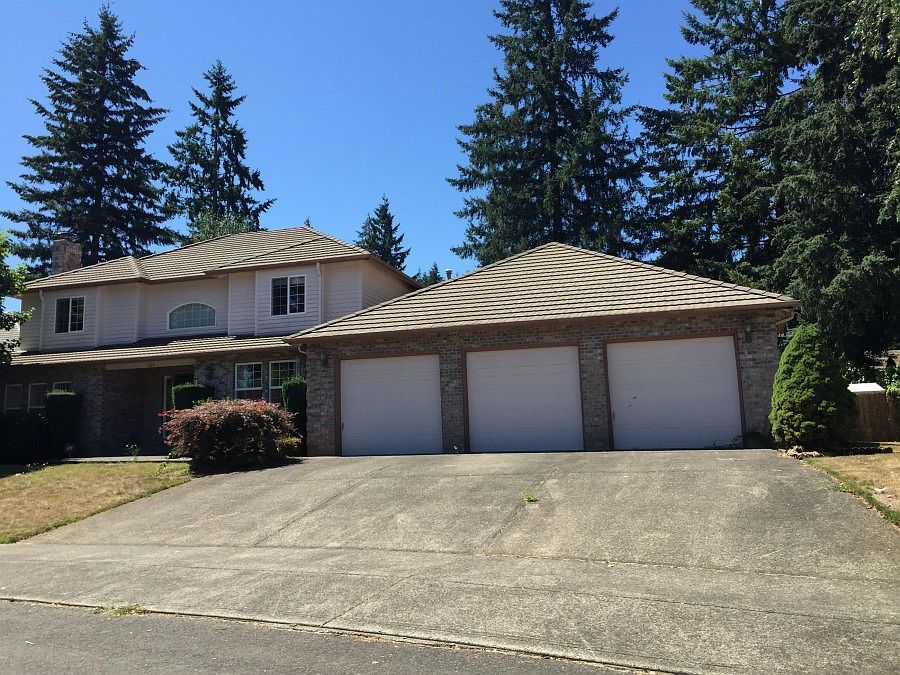 1st image of 1308 NE 146th Ave