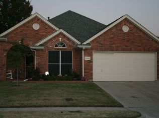 4232 Boulder Park Dr, Euless, TX 76040