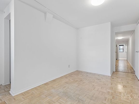 5th image of 189 Orchard St APT 5S