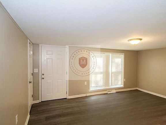 4th image of 329 W Insley Ave