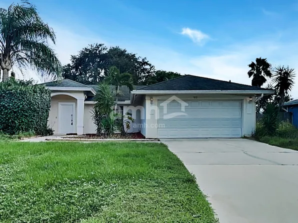 932 SW Gwendolen Ter, Port Saint Lucie, FL 34953