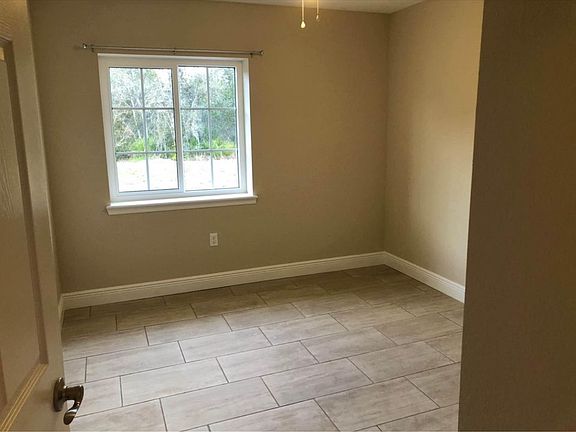 5th image of 4221 Grass Ave #4225