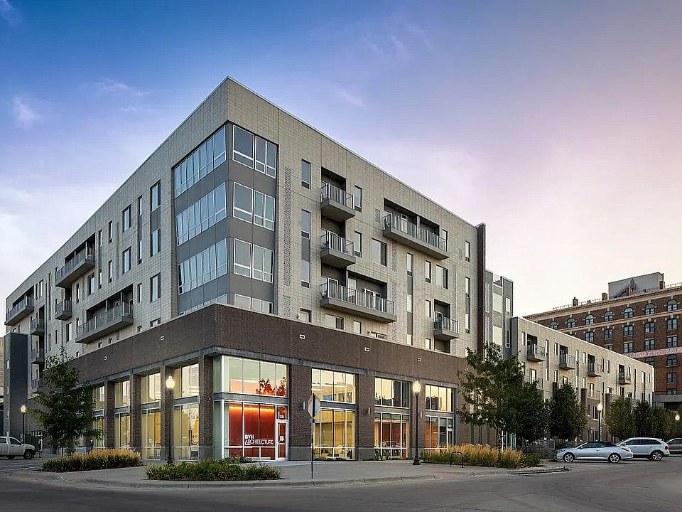 The Corvina Exterior