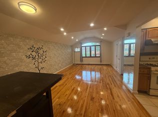45-45 163rd St, Flushing, NY 11358