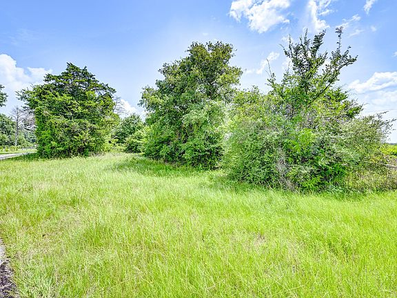 5th image of 1 Plantation Rd