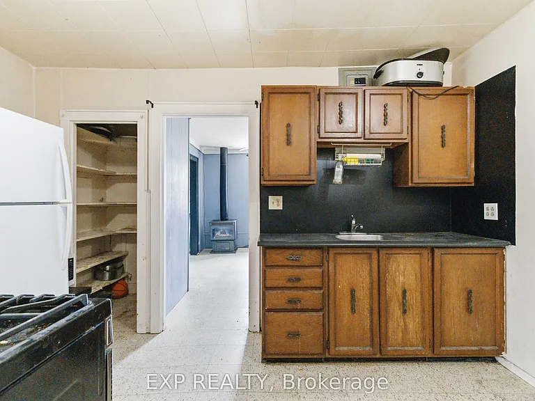 20 Colborne St S #1 — Photo 17