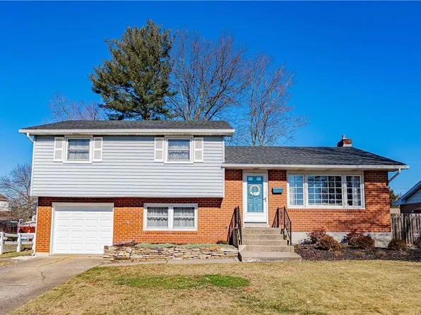 1525 Levering Pl, Bethlehem, PA 18017