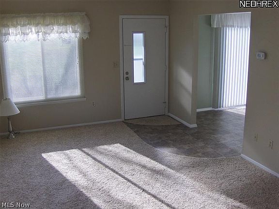 3rd image of 5493C Hampton Ct