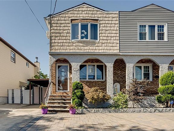 2nd image of 368 Montreal Ave