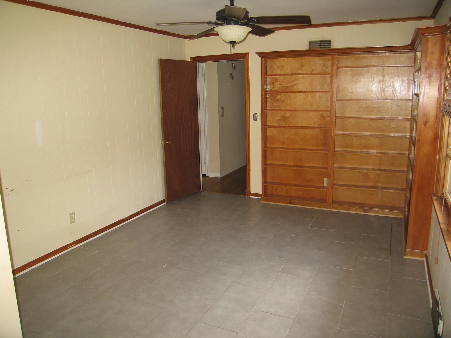 3 bed, 2.0 bath, 1396 sqft, $1,550 — Photo 4