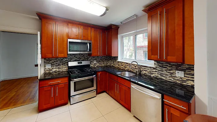 Rented by Metro Garden Realty NYC | media 18