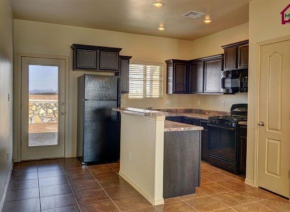 4th image of 2852 San Elizario Ct