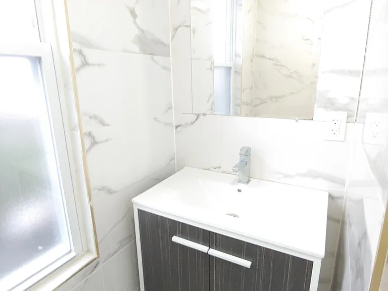 207 Webster Ave #2A — Photo 13