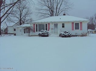 2005 Ithaca St SW, Wyoming, MI 49519