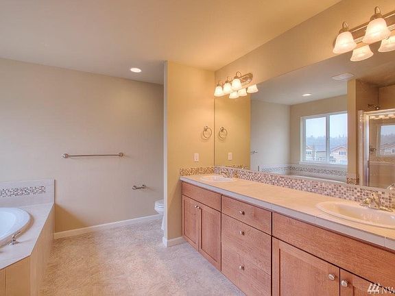 5th image of 18206 137th Street Ct E