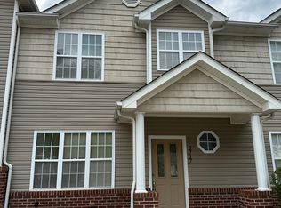 2717 Andover Glen Rd, Raleigh, NC 27604