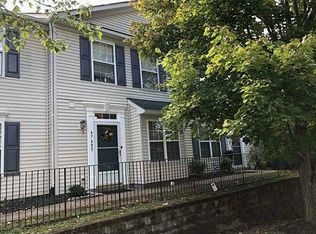 47405 Middle Bluff Pl, Sterling, VA 20165