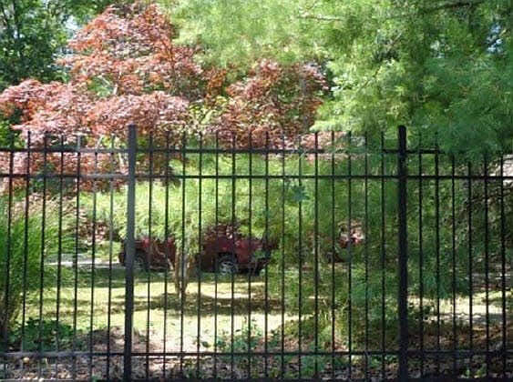 3rd image of 20 Blackmore Ln