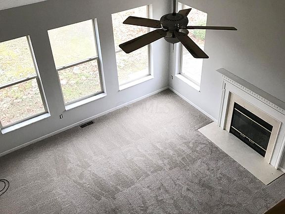 5th image of 647 Canteridge Dr
