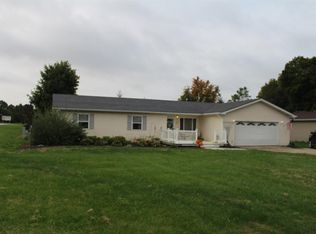 445 E 4th St, Williamsport, IN 47993