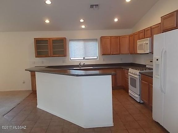 3rd image of 394 N Rock Station Dr