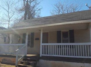 1504 Lomond St, Winston Salem, NC 27127