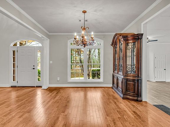 2nd image of 127 Emberwood Ct